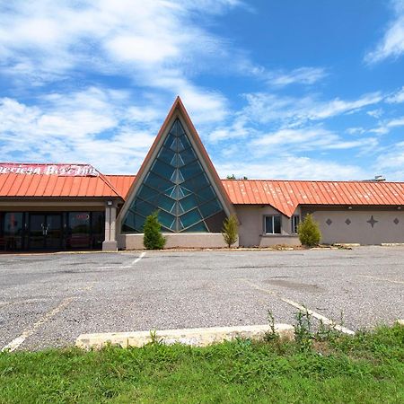 American Best Inn By Oyo I-35 Perry Near Lake Mcmurtry Exterior foto